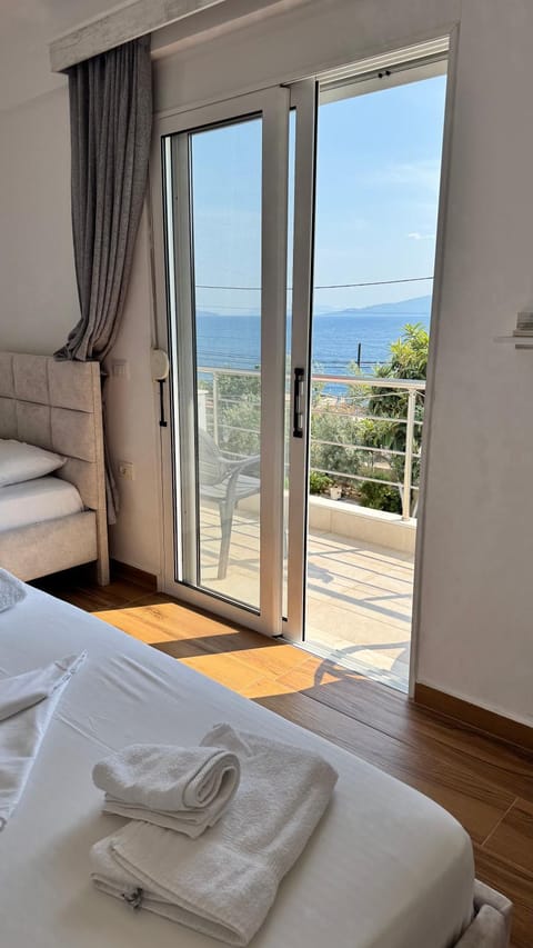 Eri Rooms Apartment in Sarandë