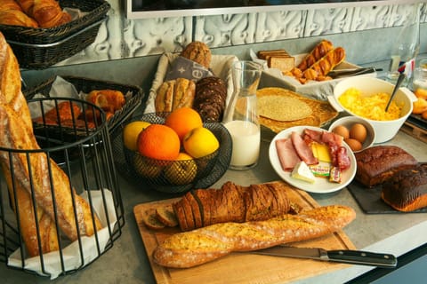 Breakfast, Buffet breakfast