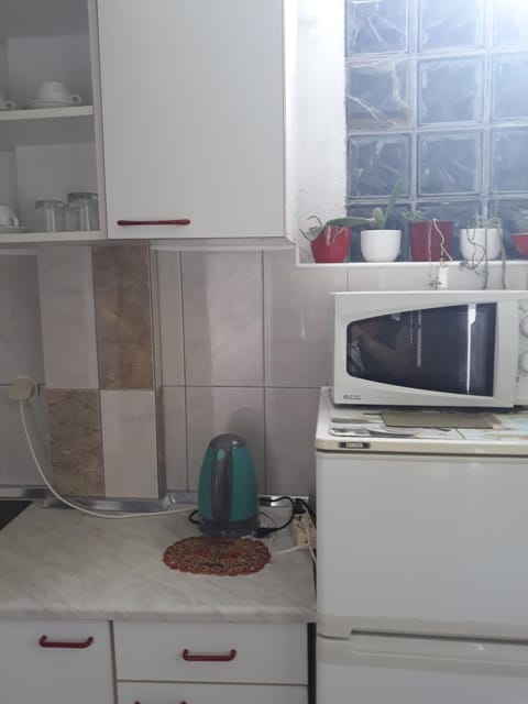 Coffee/tea facilities, Kitchen or kitchenette