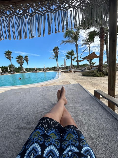 Nearby landmark, Day, Natural landscape, Pool view, sunbed