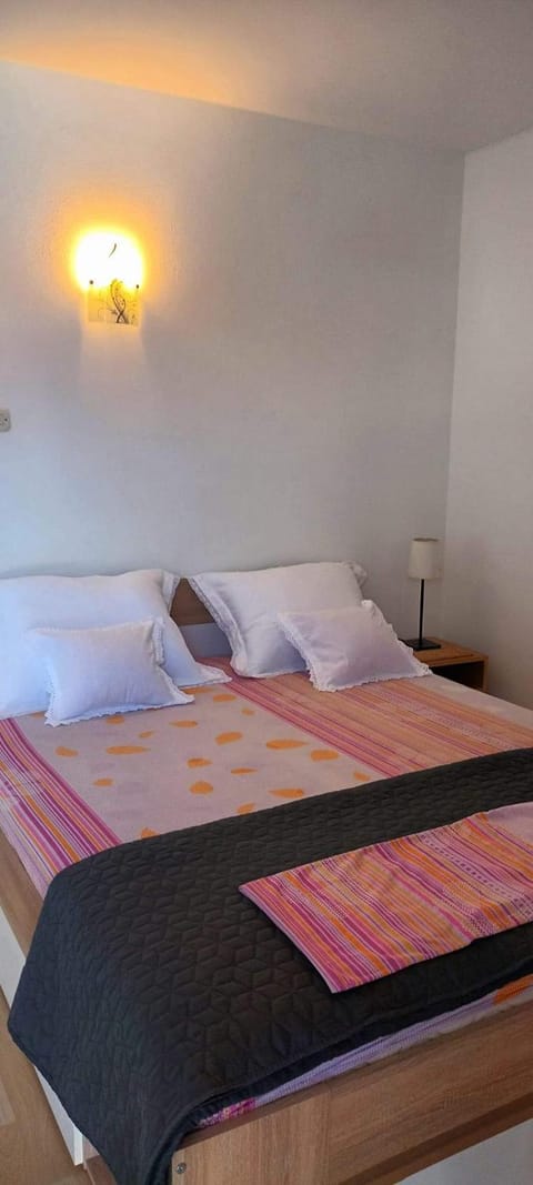 Apartmani Ankica Dekovići bb Apartment in Dubrovnik-Neretva County