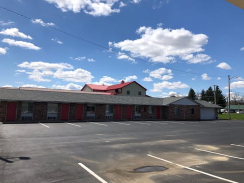 Harcourt Motel Motel in Ohio