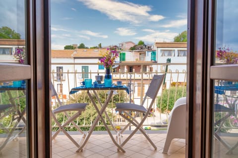Summer, Balcony/Terrace