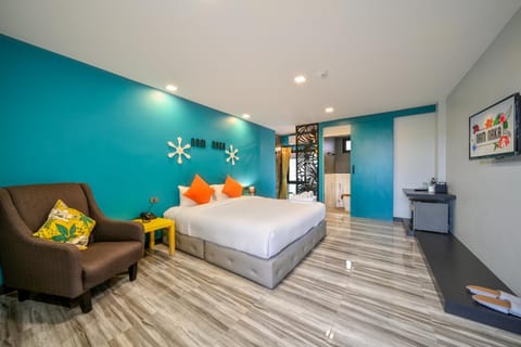 Photo of the whole room