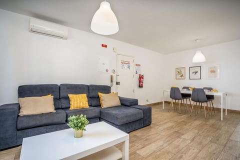 Communal lounge/ TV room, Living room