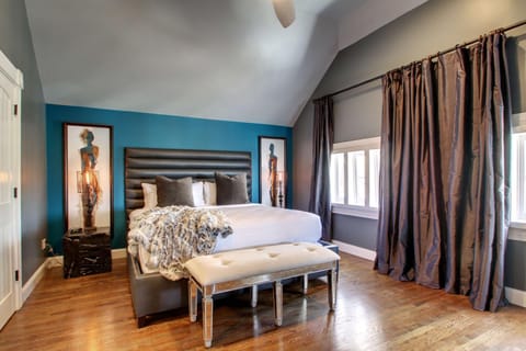 Photo of the whole room, On site