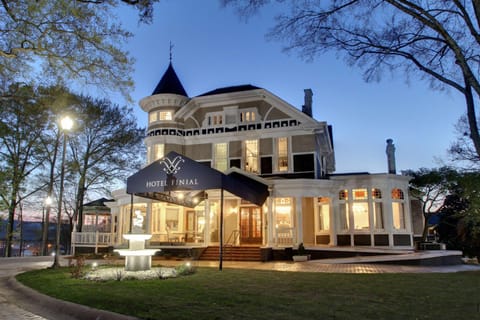 Property building, On site, Time of day, Sunset