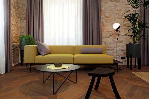 Decorative detail, Seating area