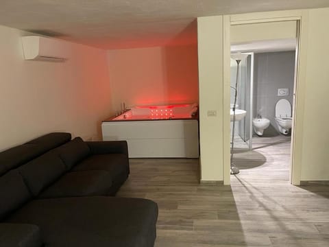 Hot Tub, Living room, Seating area, Swimming pool