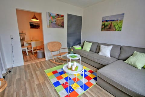 Living room, Photo of the whole room