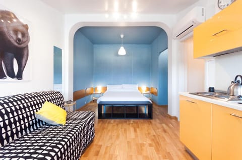 Kitchen or kitchenette, Living room, Bedroom