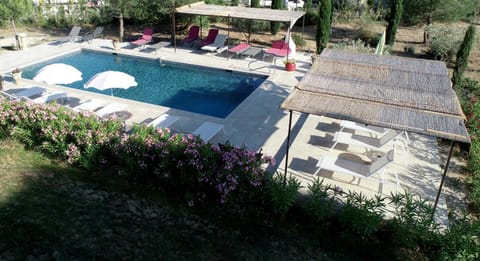 mas clair de lune Bed and Breakfast in Saint-Remy-de-Provence