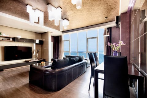 Communal lounge/ TV room, TV and multimedia