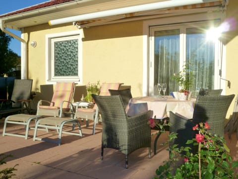 Property building, Balcony/Terrace