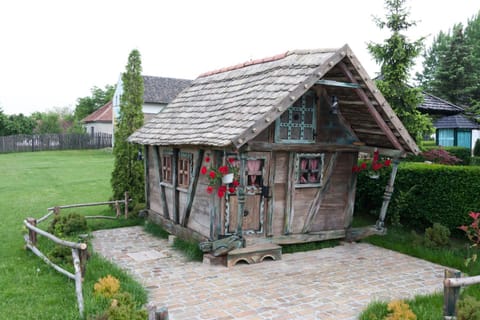 Property building, Garden, Garden