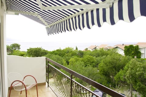 Balcony/Terrace, children, Family