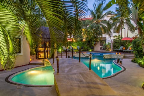 Swimming pool