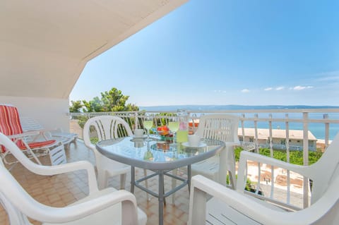 Balcony/Terrace, Sea view, Street view