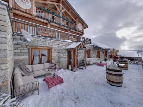 Balcony/Terrace, Mountain view