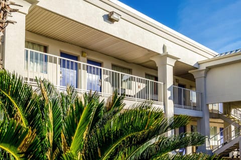 Property building, On site