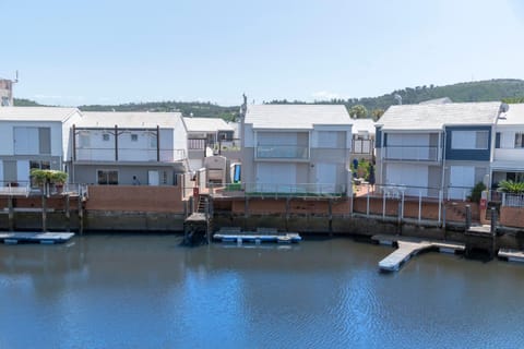 View (from property/room), River view