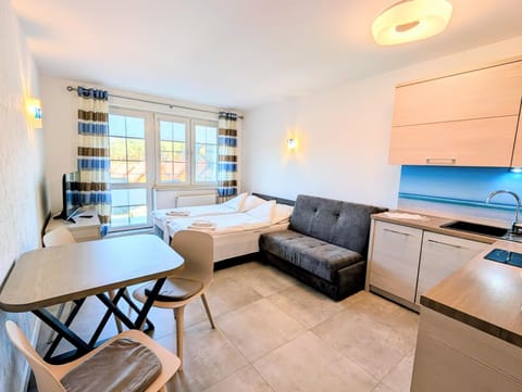TV and multimedia, Balcony/Terrace, Kitchen or kitchenette
