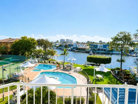 Property building, Natural landscape, Pool view, River view, Swimming pool