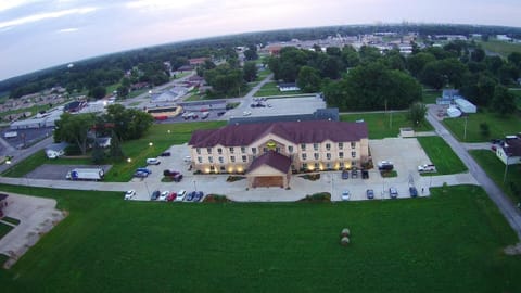 Countryview Inn & Suites Hotel in Indiana