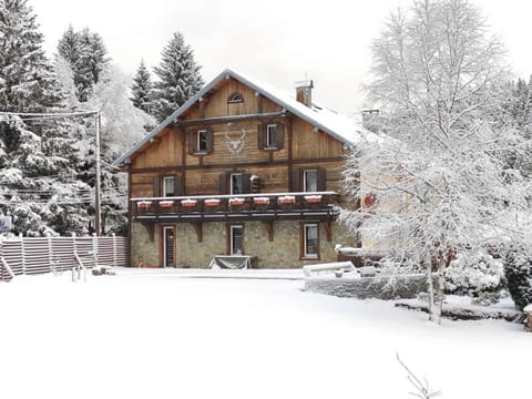 Maison La Devinière - sauna et spa compris accessibles toute l'année Bed and Breakfast in Xonrupt-Longemer