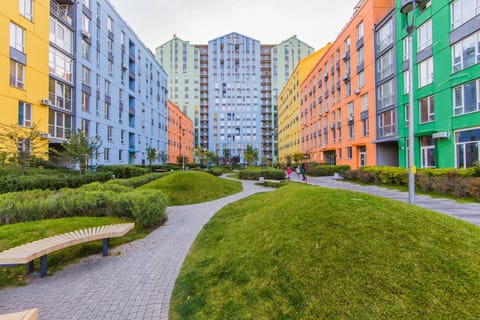 Property building, Neighbourhood, Garden