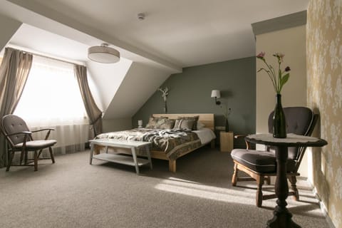 Photo of the whole room