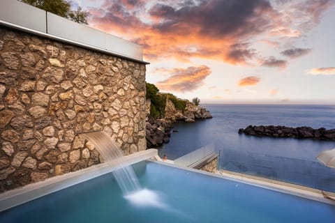 Hot Tub, Pool view, Sea view, Swimming pool, Sunset
