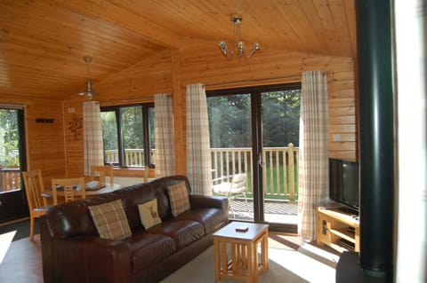 Luxury woodland Alder Lodge Nature lodge in Scotland