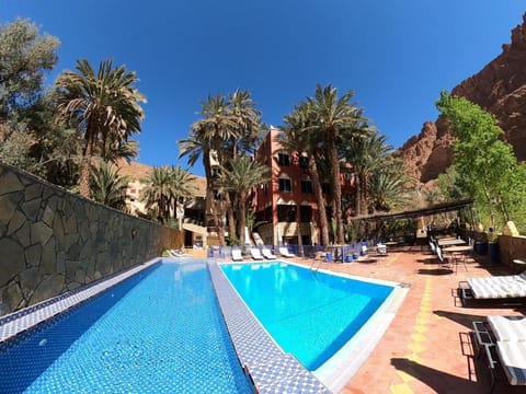 Property building, Spring, Pool view, Swimming pool