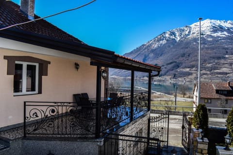 Ema Guest House Bed and Breakfast in Montenegro