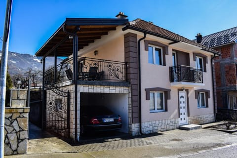 Ema Guest House Bed and Breakfast in Montenegro
