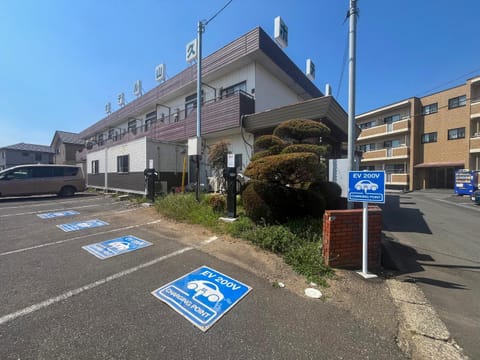 Property building, Parking