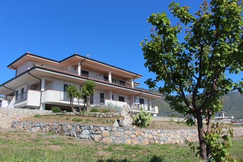 Property building, Garden