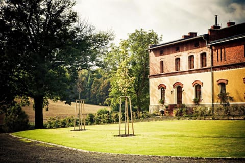 Facade/entrance, Facade/entrance, Garden