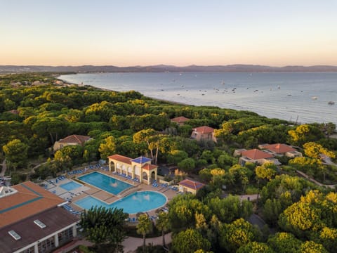 Bird's eye view, Swimming pool