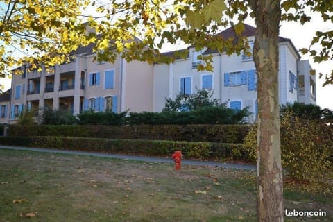 Chambre d'Hôtes Proche de Disneyland et Pas Loin de Paris Bed and Breakfast in Bussy-Saint-Georges