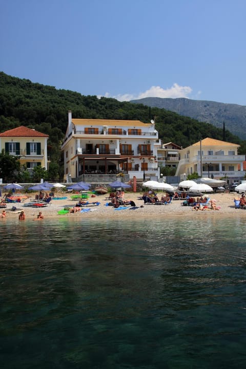 Facade/entrance, Beach, Area and facilities