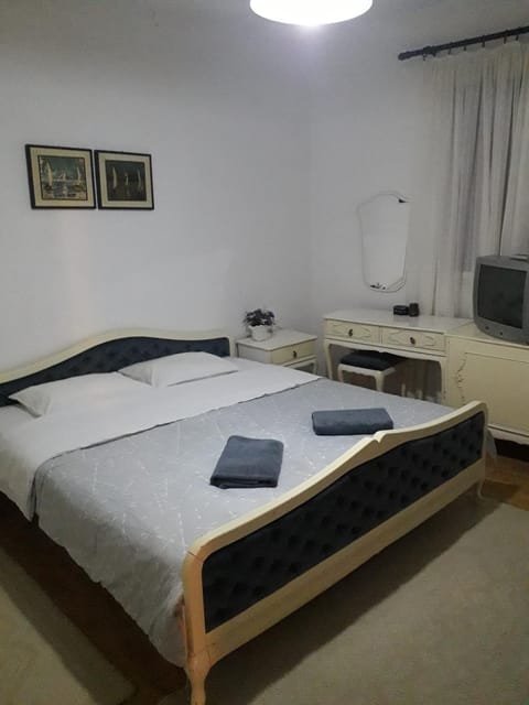 Bochkar Guest House Bed and Breakfast in Ohrid