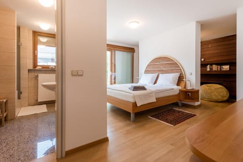 Bathroom, Bedroom