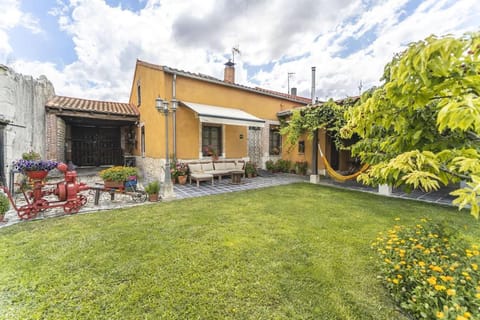 Property building, Patio, Garden, Garden view