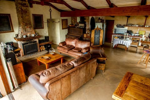 Communal lounge/ TV room, Communal kitchen