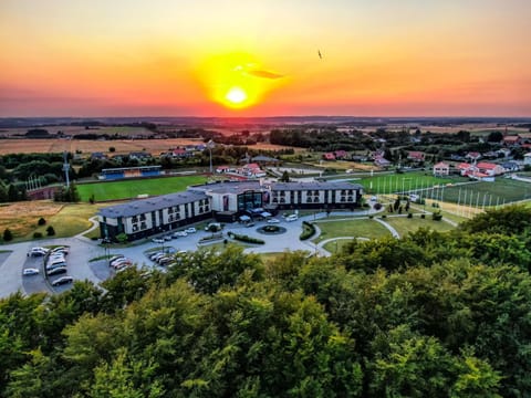 Property building, Bird's eye view, City view, Parking