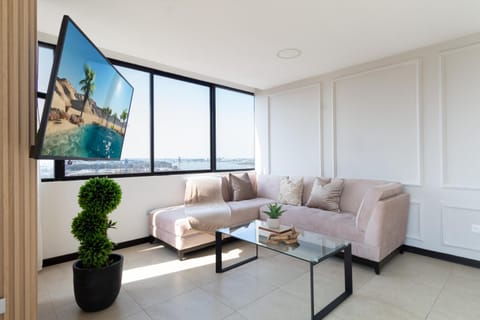Game Room, TV and multimedia, Entertainment