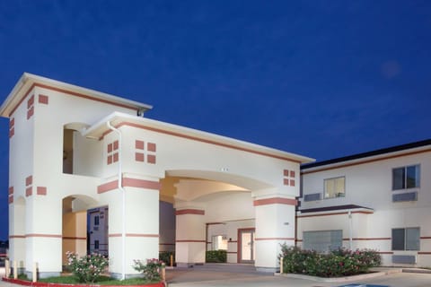 Property building, On site