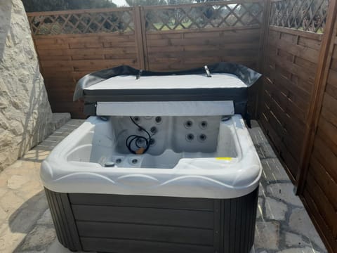 Tiny house Country House in Šibenik-Knin County, Croatia